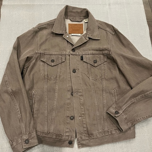 [M]Levi Strauss Brown Vintage Fit Denim Jean Trucker Jacket - Picture 2 of 9
